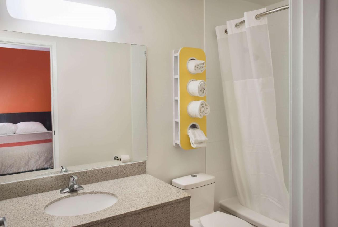 Motel 6-Fort St. John, Bc Экстерьер фото