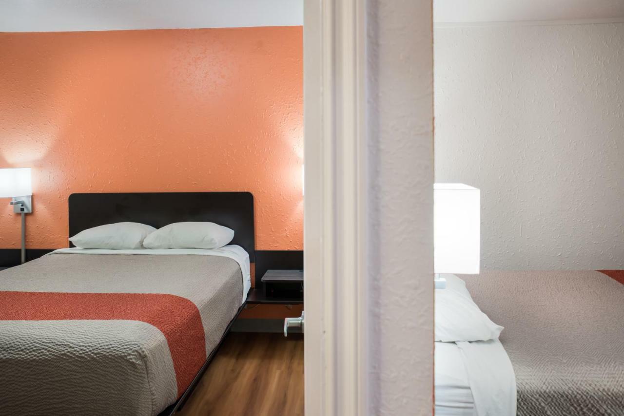 Motel 6-Fort St. John, Bc Экстерьер фото